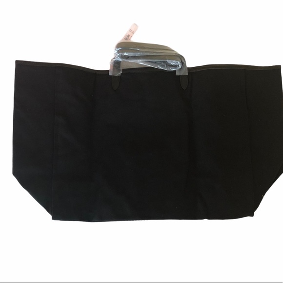 NWT VICTORIA SECRET TOTE W/POUCH - Picture 3 of 7